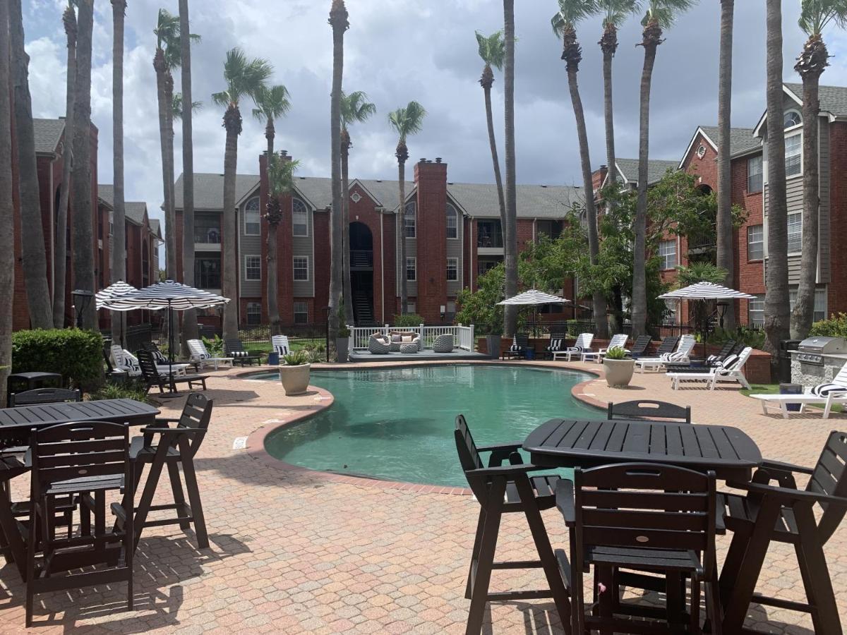 Spacious 2BR&2BA Med Center APT, Free parking&shuttle Houston Exterior foto